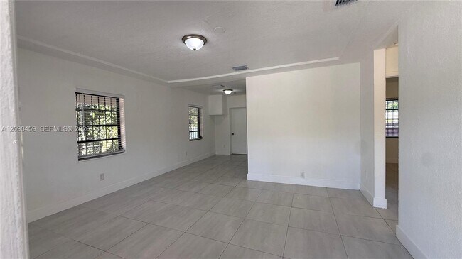 Building Photo - 8125 NW 6th Ave