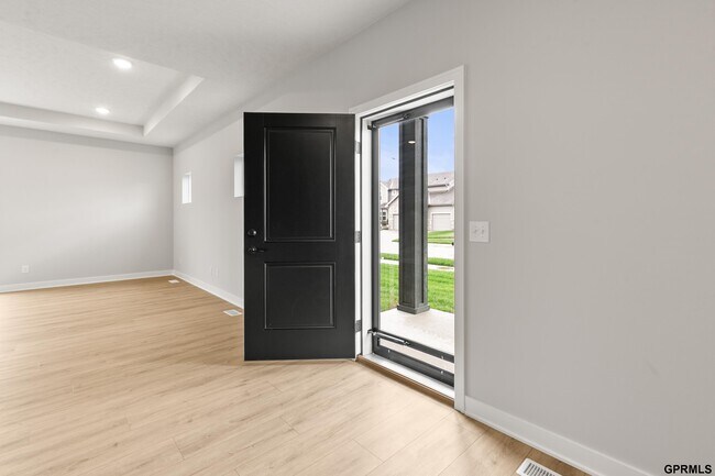 Building Photo - 12811 S 45th Ter