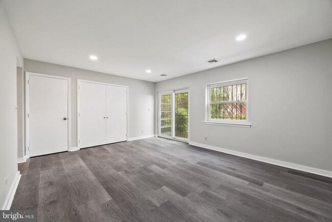 Building Photo - 1221 Kater St