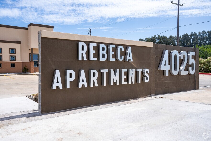 Primary Photo - Rebeca Apartments