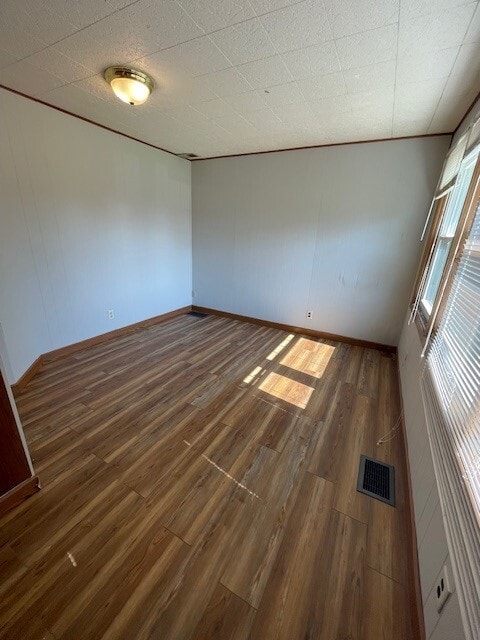 Bedroom #3, Laminate 10'4" x 10'7" - 1409 N Woodburn Ave