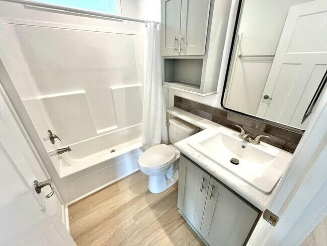 Building Photo - 5331 Heron Rst Dr