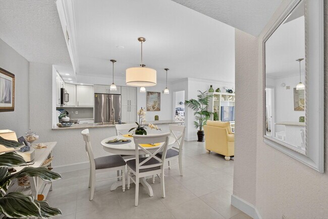 Building Photo - 1801 N Flagler Dr