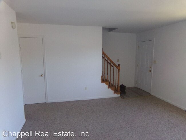 Building Photo - 2 br, 1.5 bath House - 6577 Commons Drive