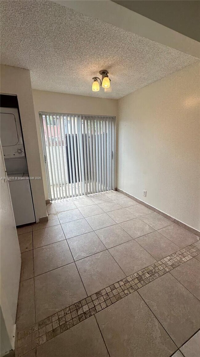 Building Photo - 6609 Winfield Blvd