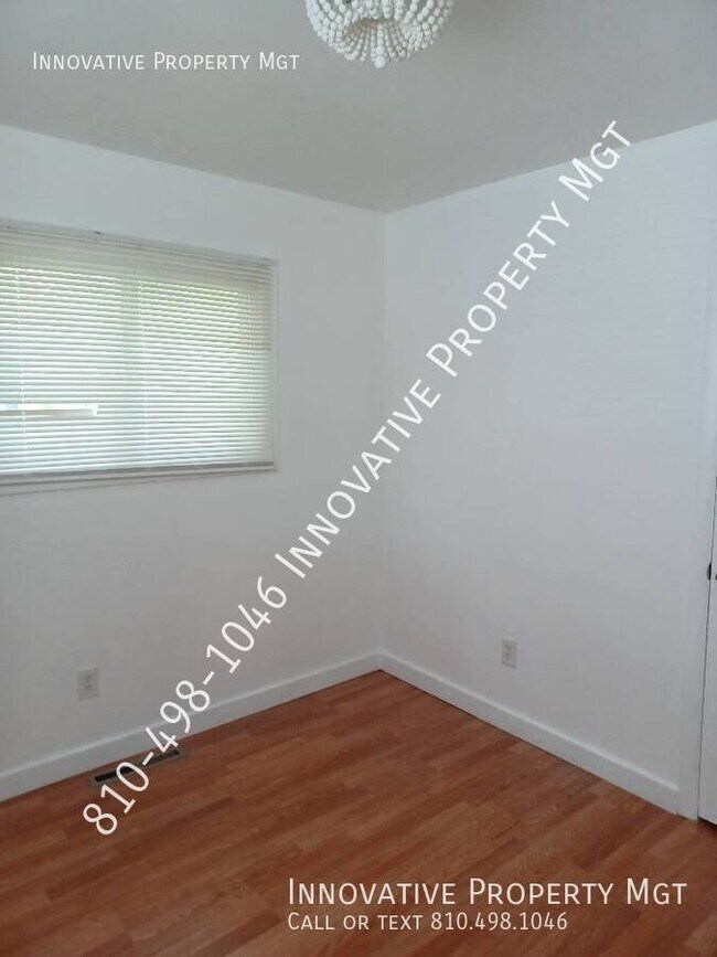 Building Photo - 5476 Westchester Dr