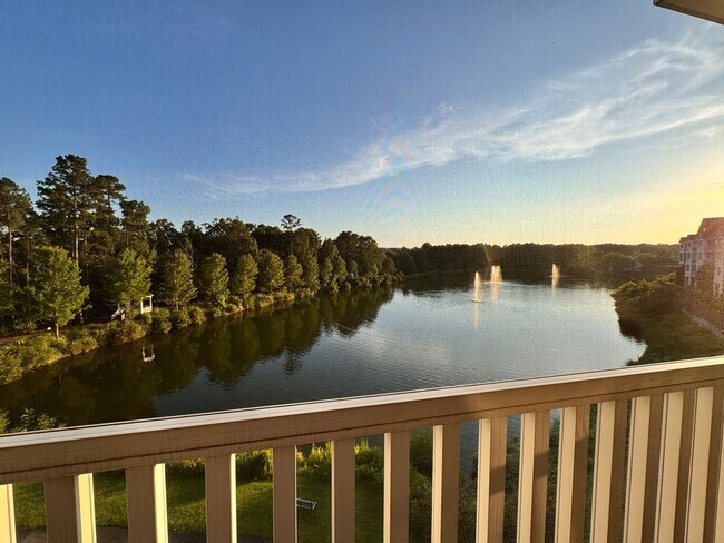 Building Photo - 2 Bedroom | 2 Bathroom Corner Unit Townhom...