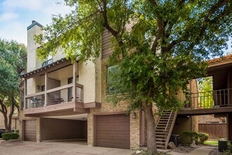Building Photo - Spacious 2nd floor corner unit in Richardson