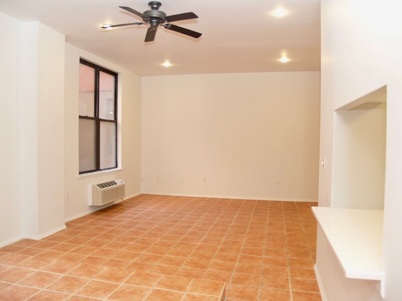Living Room - 111 Mulberry St