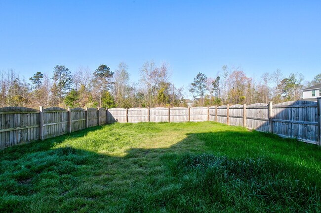 Building Photo - 416 Sandfarm Trail