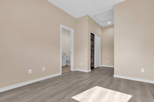 Building Photo - 131 Fable