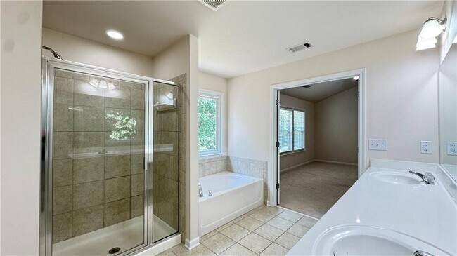 Building Photo - 3695 Fedorite Walk