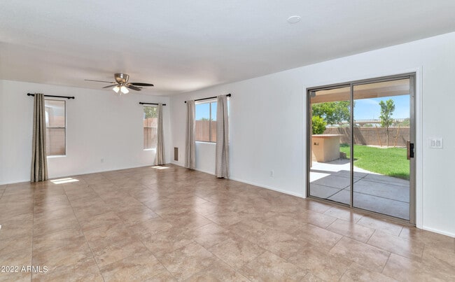 Building Photo - 3617 E Potter Dr