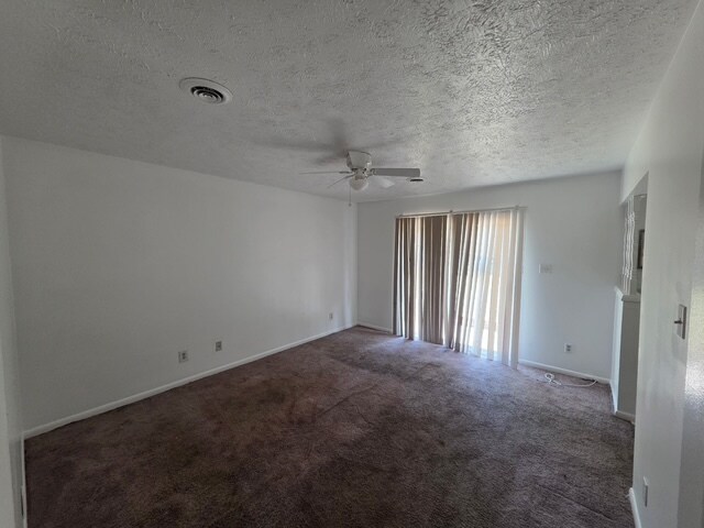Building Photo - 3003 Thornhill Rd