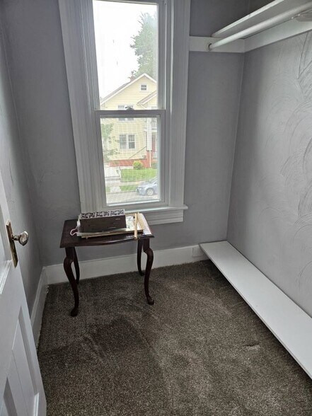 Building Photo - 228 Hardy Ave