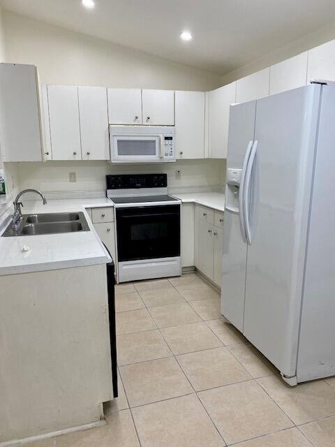 Building Photo - 5560 NW 61st St