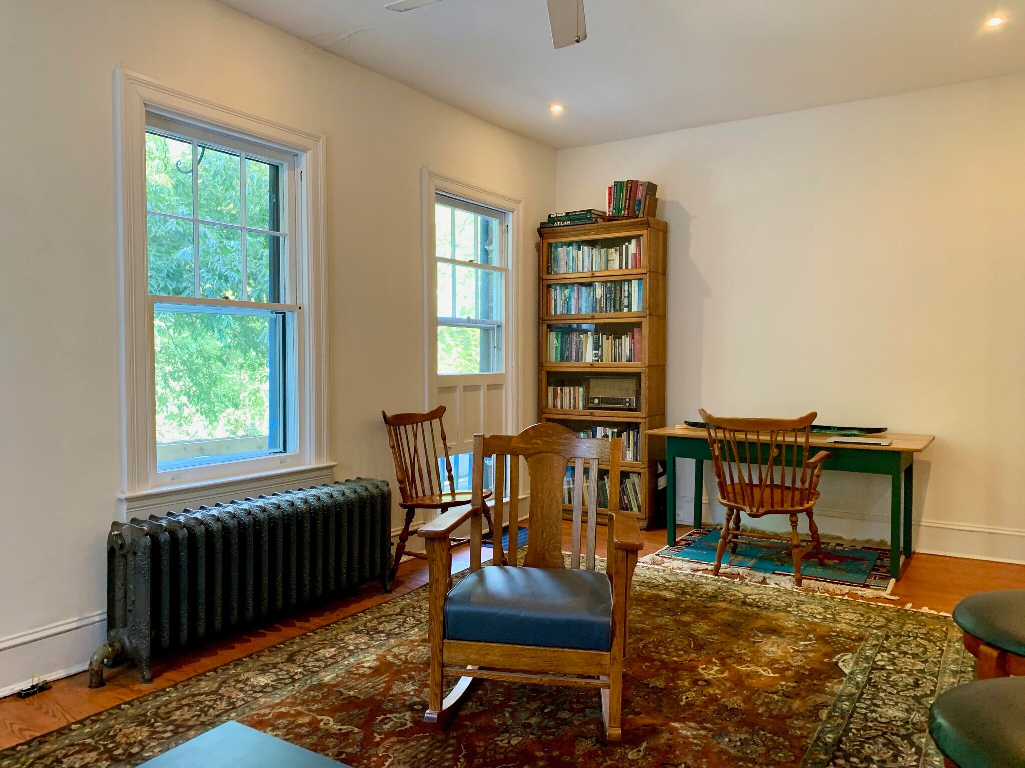 Building Photo - 2258 Cathedral Ave NW