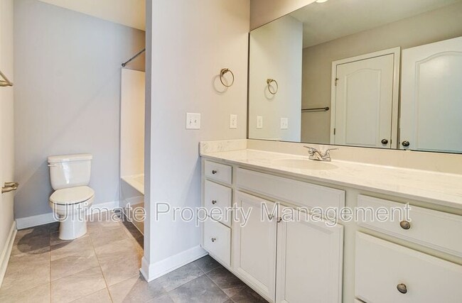 Building Photo - 1071 Bridgeport Way