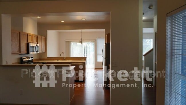 Building Photo - 11615 Breckenridge Ln NW