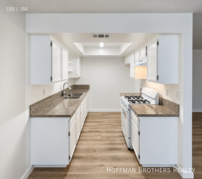 Building Photo - 15000 Burbank Blvd