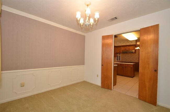 Building Photo - 13722 Lynnwood Ln