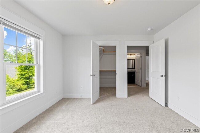 Building Photo - 4142 Tosh Ln