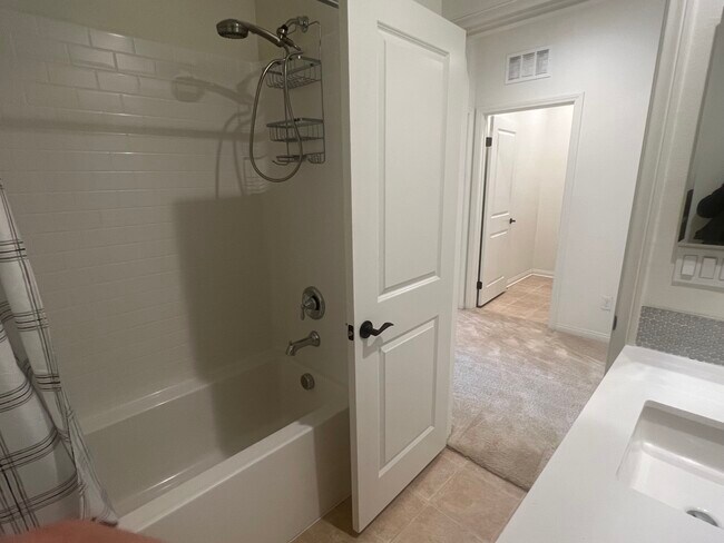 Building Photo - 2404 Sanabria Ln