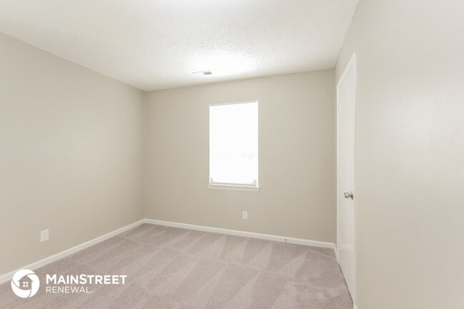 Building Photo - Welcome Home!