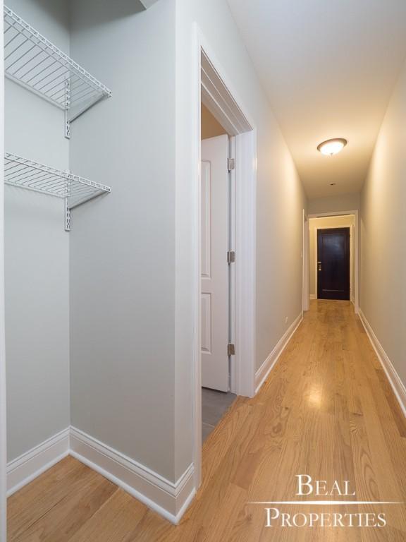 Building Photo - 1 bedroom in WINNETKA IL 60093