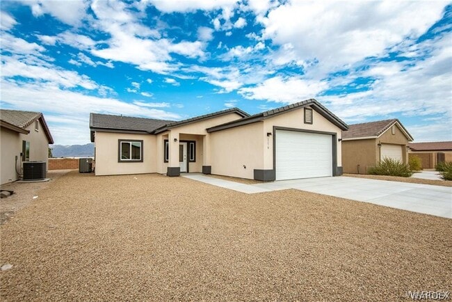 Building Photo - 5079 S Jacaranda Pl