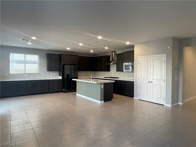 Building Photo - 4749 Prizewinner St