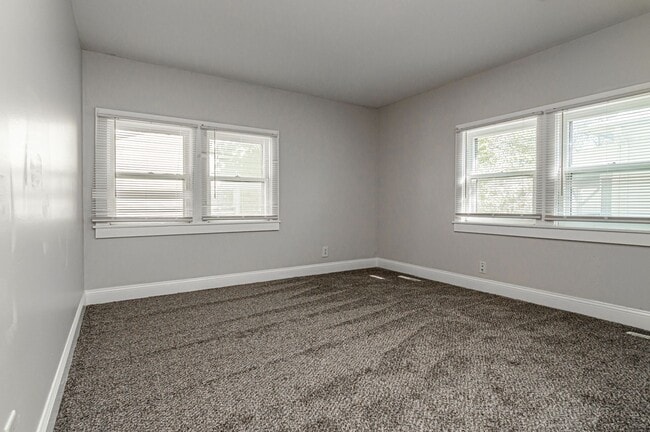 Building Photo - Please View 3D Virtual Walk-Through Before...