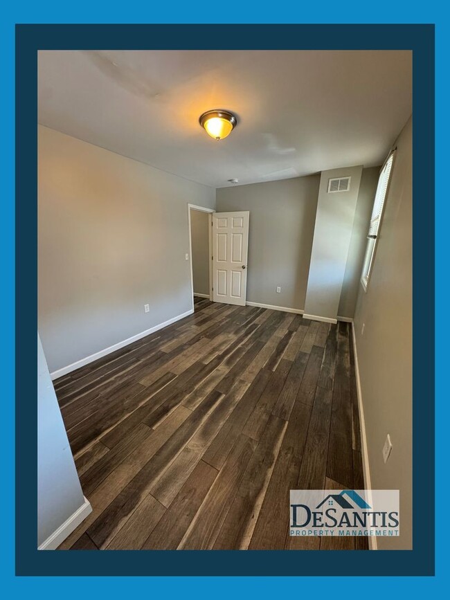 Building Photo - Spacious 4-Bedroom Home with Classic Charm...