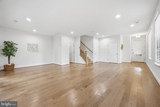 Building Photo - 42313 Impervious Terrace