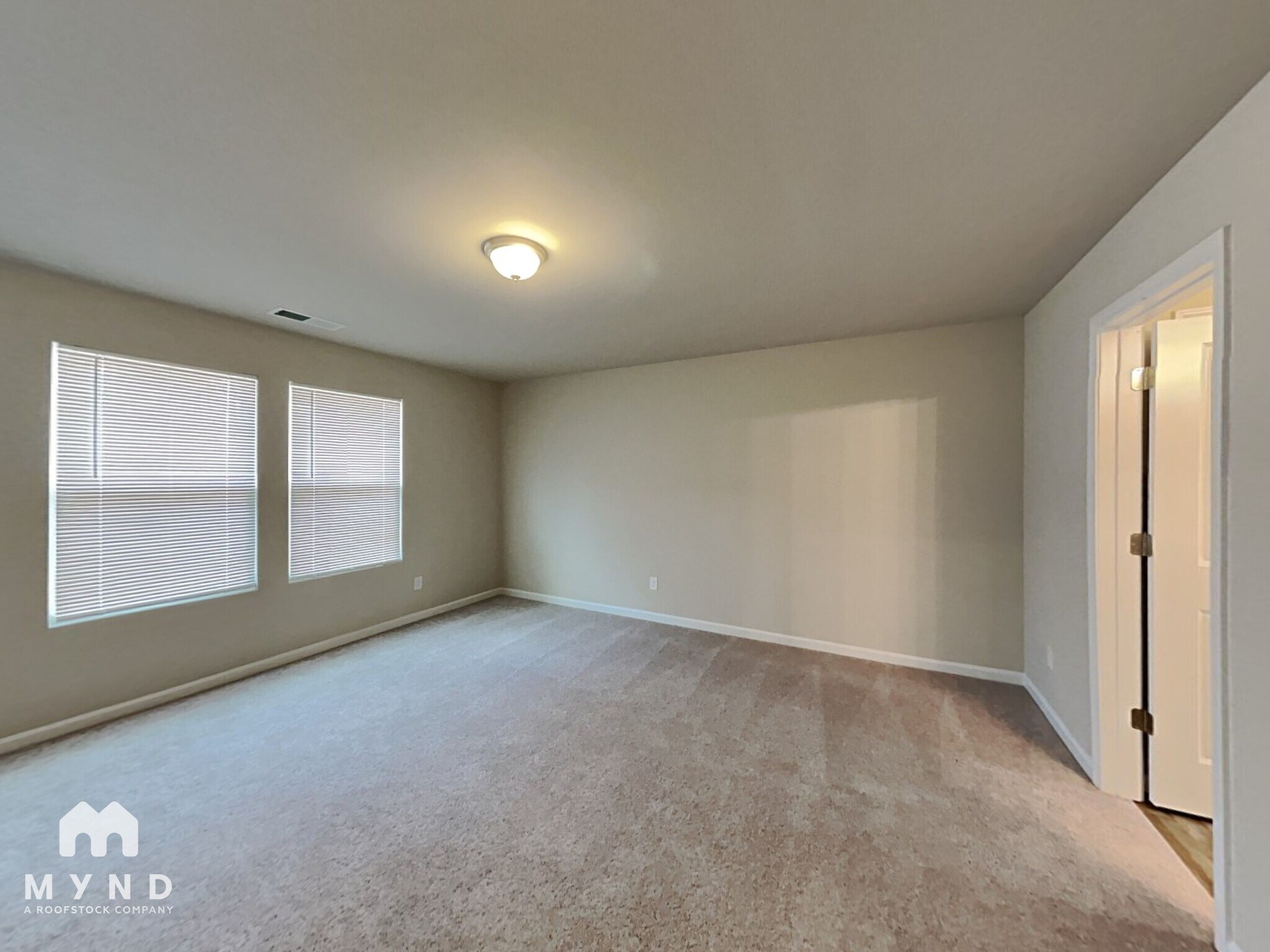 Building Photo - 352 Indian Lake Trail