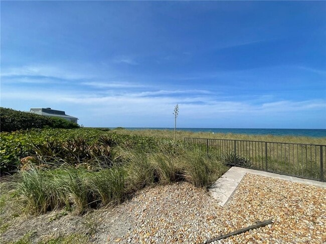 Building Photo - 1357 NE Ocean Blvd