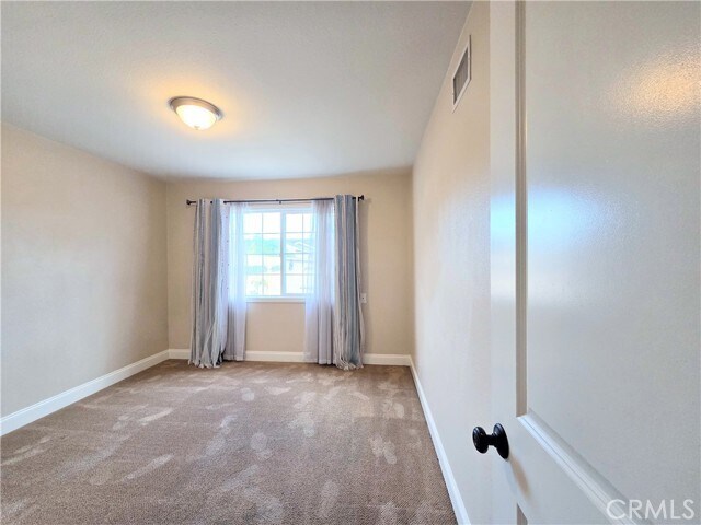 Building Photo - 10422 S Oakhaven Dr