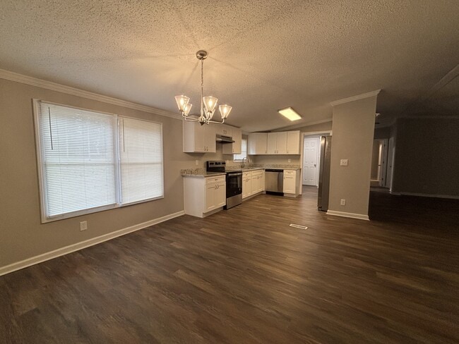 Building Photo - 1100 Big Sandy Creek Ln