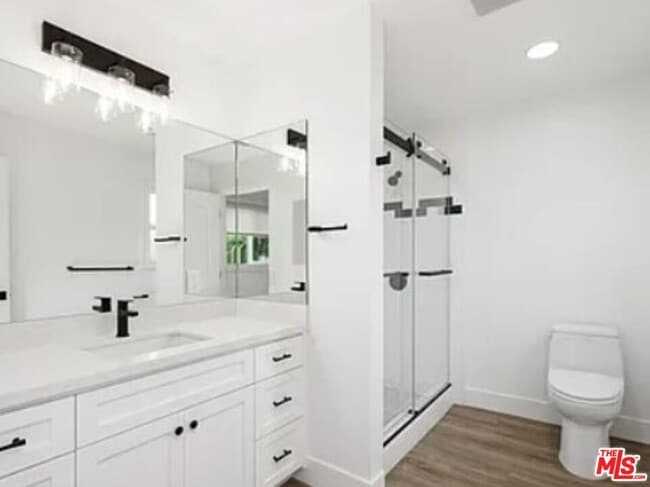 Building Photo - 6132 Myrtle Avenue