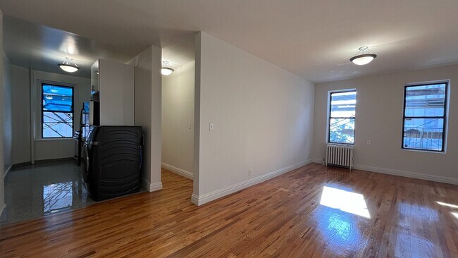 Building Photo - 282 Cabrini Blvd