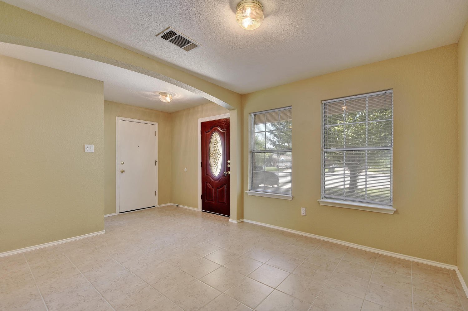 Building Photo - 104 Keaton Cove