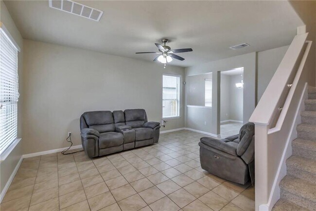 Building Photo - 1408 Blake St