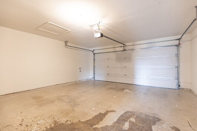 Building Photo - 7260 Calypso Canyon