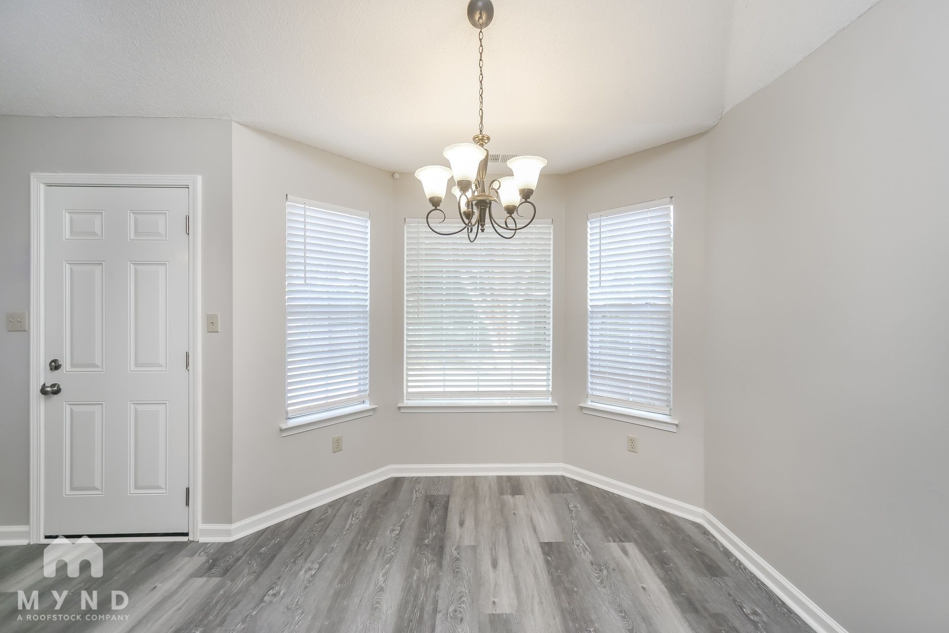 Building Photo - 8418 Regal Bend Dr