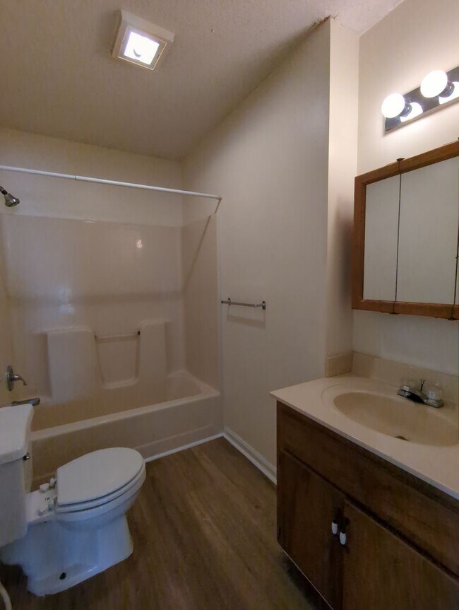 Building Photo - 69 Summerfield Rd