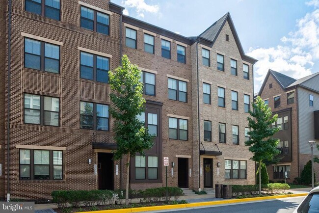 Building Photo - 20704 Wood Quay Dr