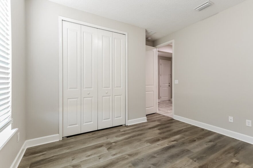 Building Photo - 1030 Wetland Ridge Cir