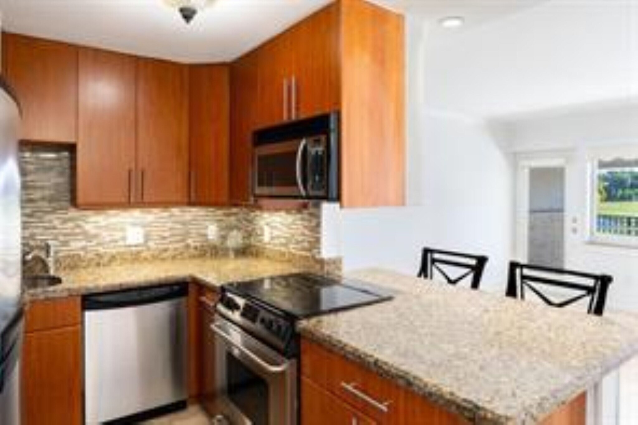 Building Photo - 4848 NE 23rd Ave