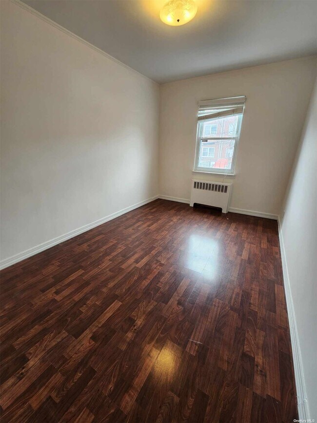 Building Photo - 30-18 81st St