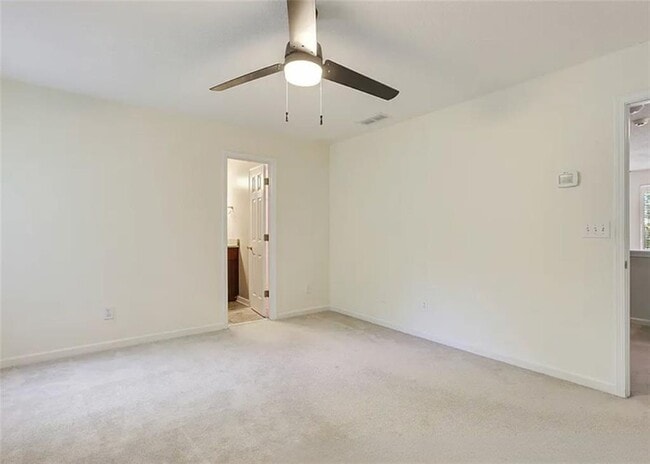 Building Photo - 924 Magnolia Leaf Dr